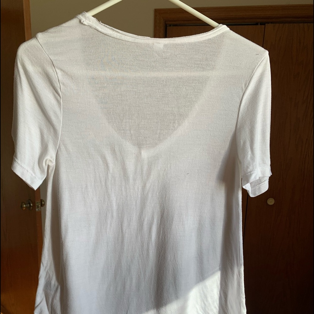 White tee shirt size XS